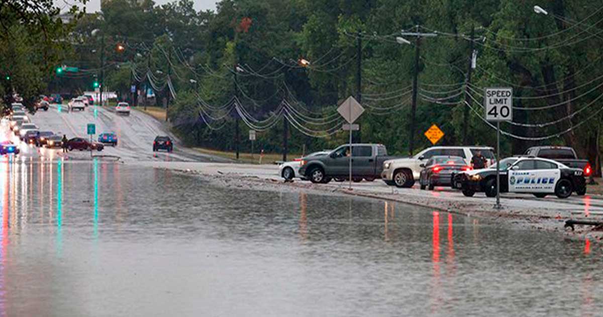 Tras temporada de sequía, lluvias históricas afectan a Dallas, Texas