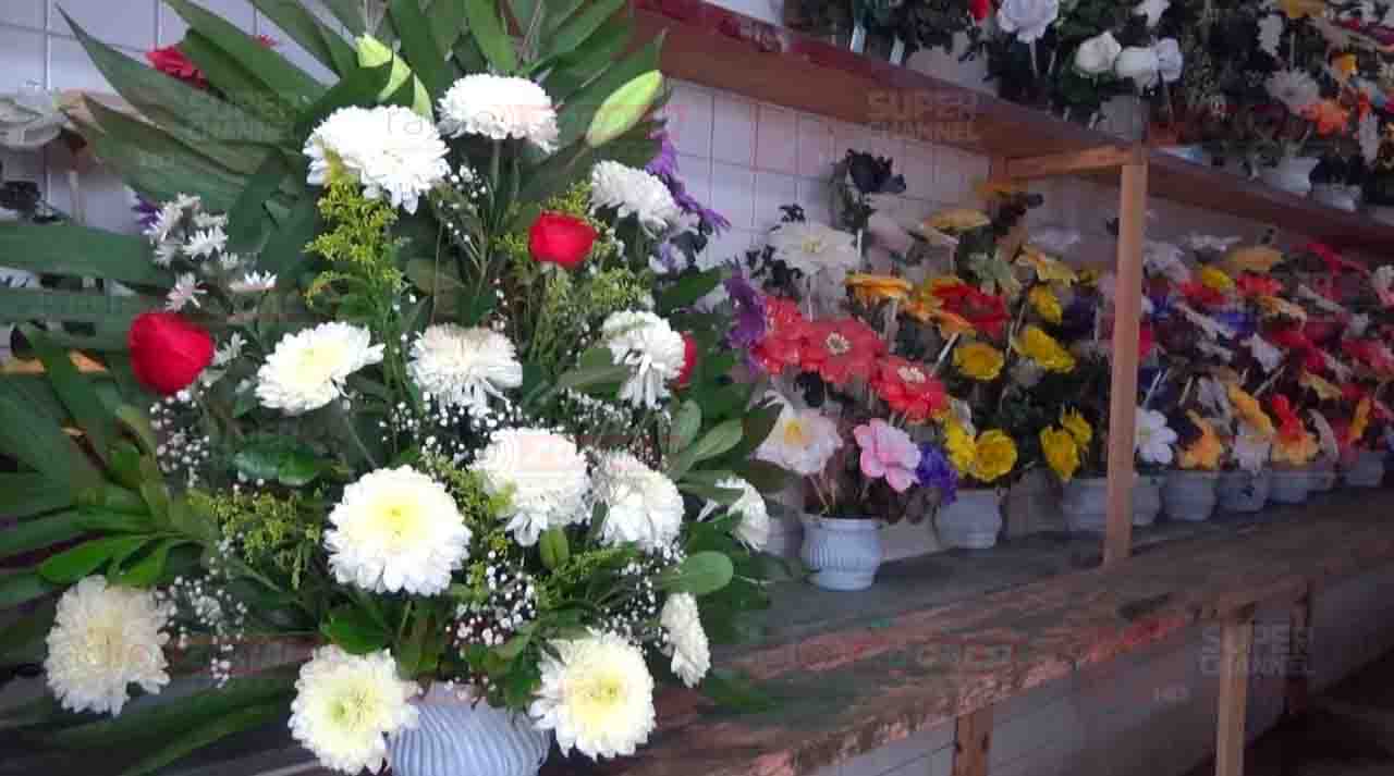 Florerías se alistan para la alza de ventas por día de muertos